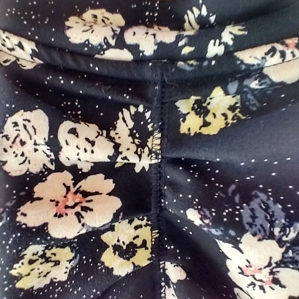 Great Condition Exercise zip up - Picture 5 of 13